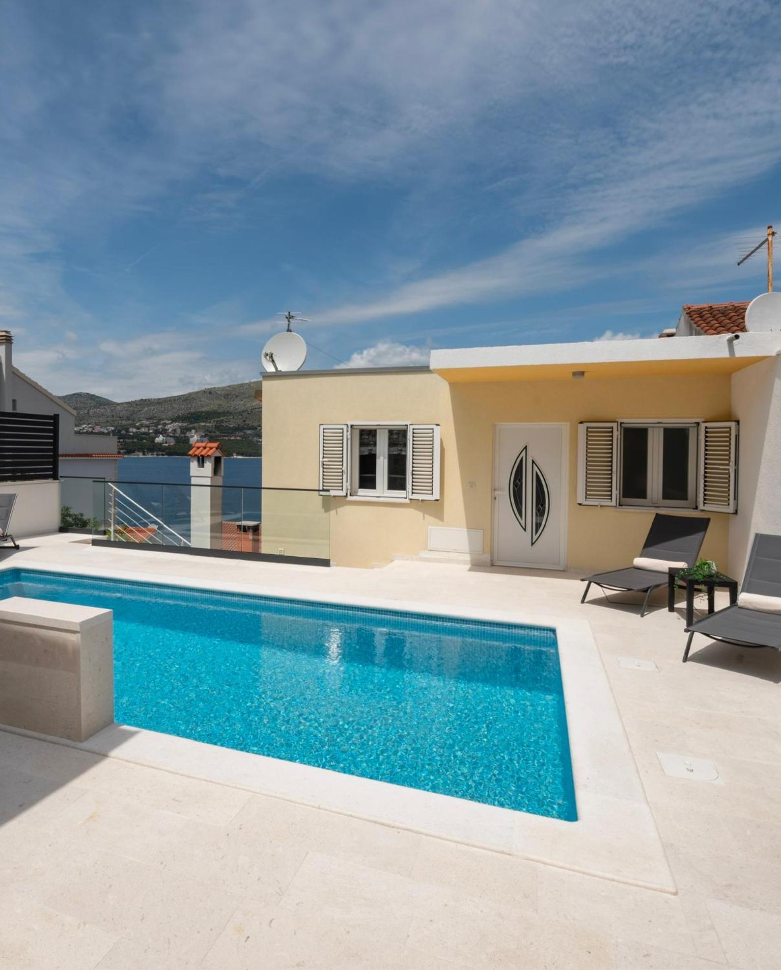 Lavanda Residence With Heated Pool Trogir Split Donji Okrug  エクステリア 写真