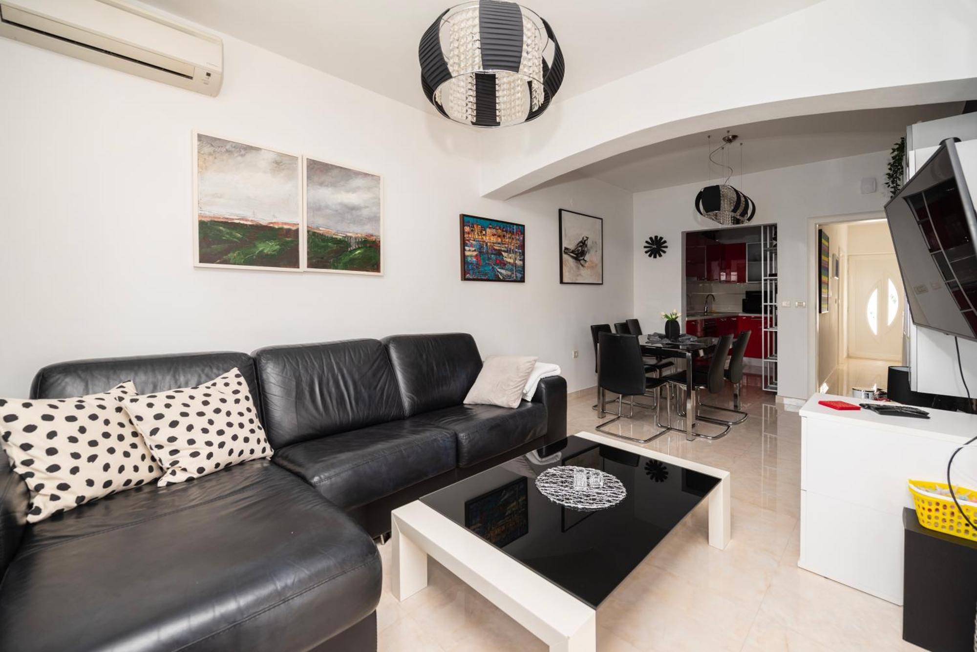 Lavanda Residence With Heated Pool Trogir Split Donji Okrug  エクステリア 写真