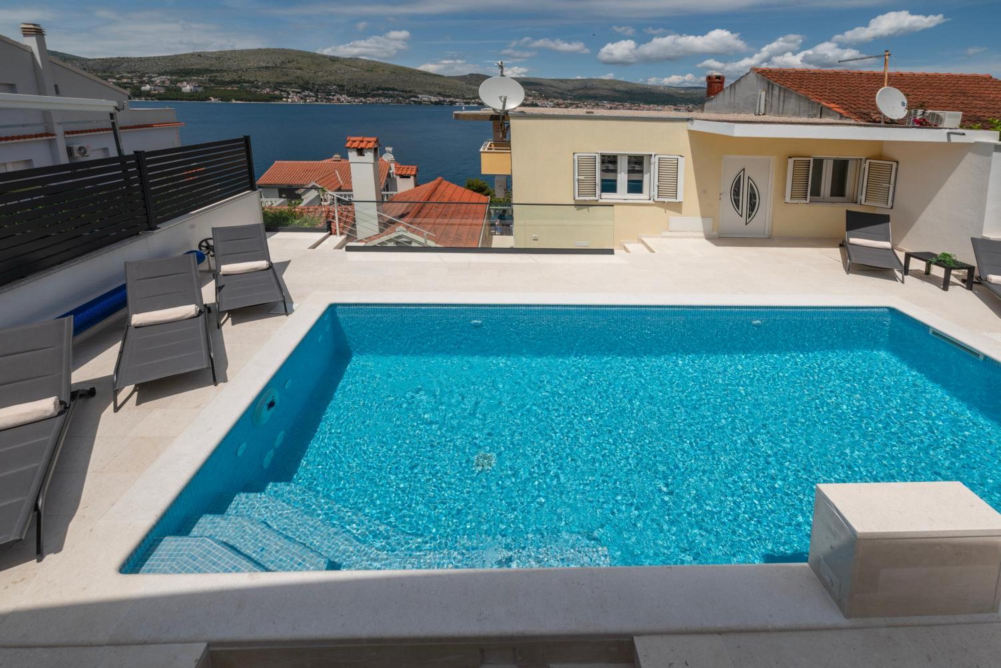 Lavanda Residence With Heated Pool Trogir Split Donji Okrug  エクステリア 写真