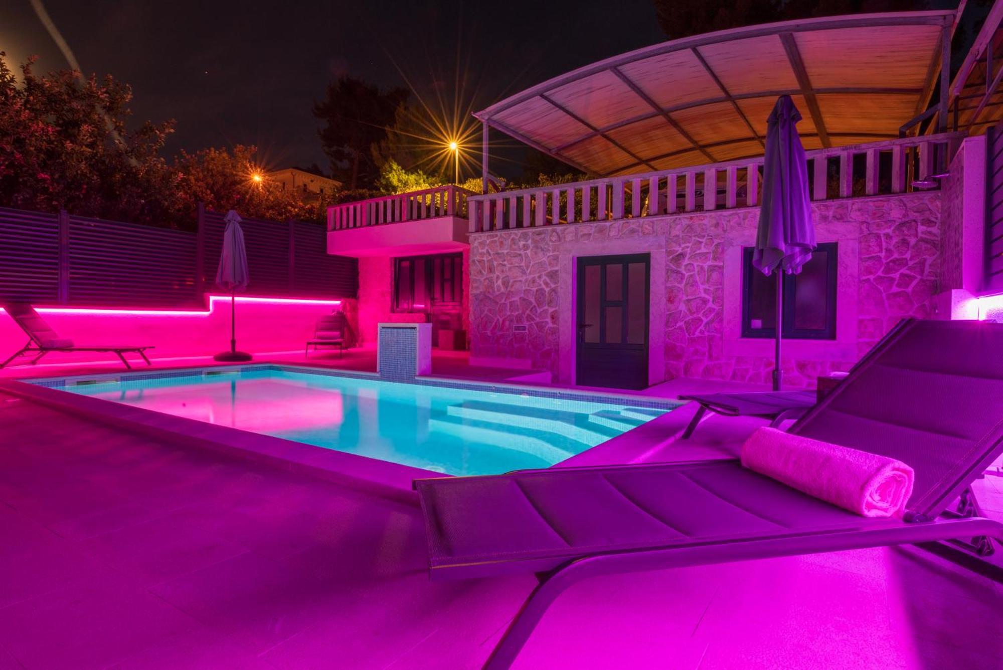 Lavanda Residence With Heated Pool Trogir Split Donji Okrug  エクステリア 写真