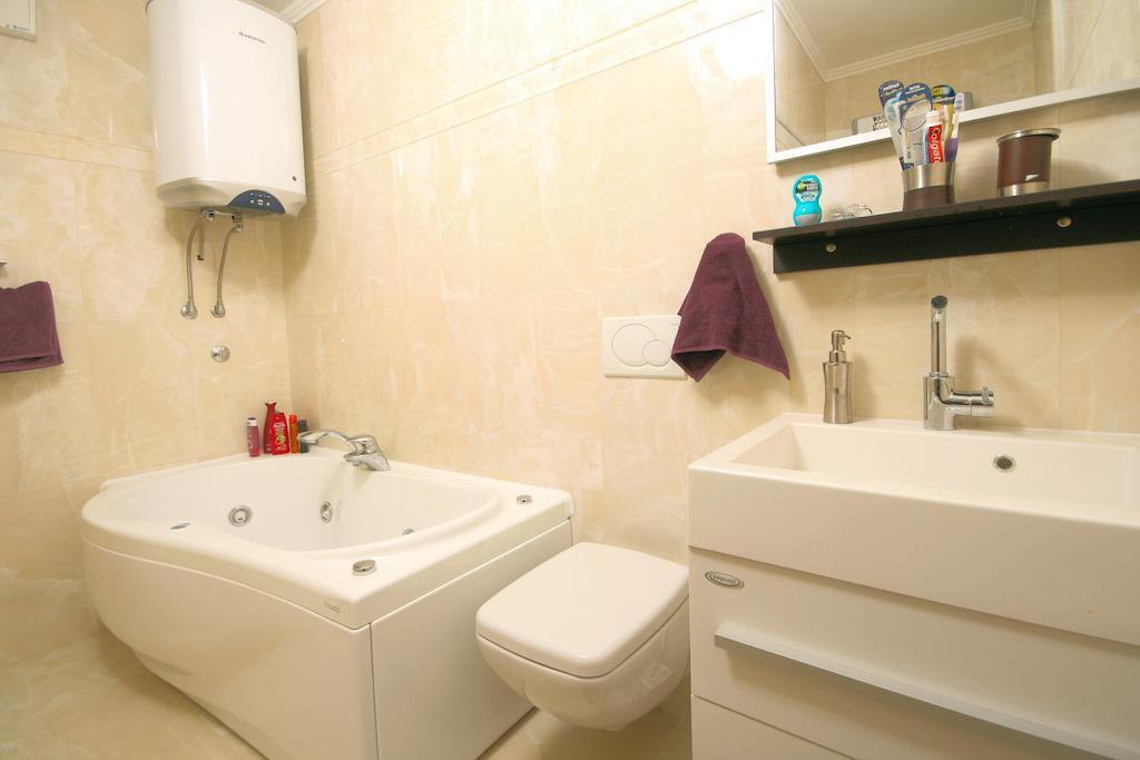 Lavanda Residence With Heated Pool Trogir Split Donji Okrug  エクステリア 写真